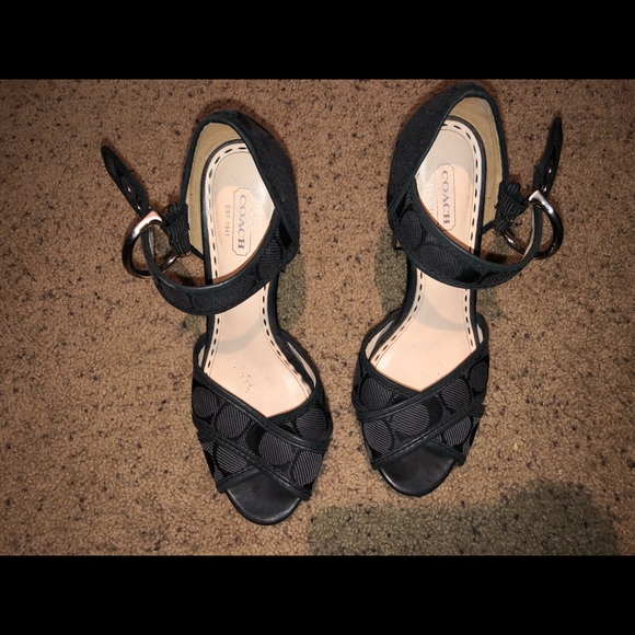 Size 8 black Coach heels - Picture 2 of 3